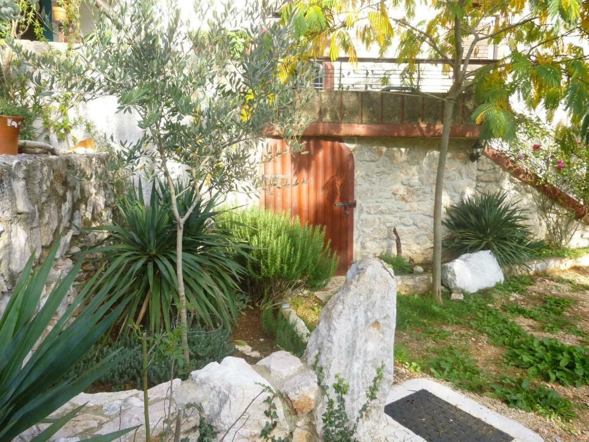 הוילה Gostinjac Cosy Getaway מראה חיצוני תמונה